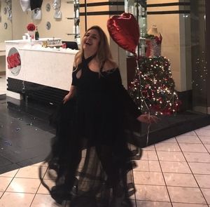 Meet your Posher, Liset leonor